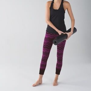Lululemon Ebb To Street Ankle Pant Heathered Regal Plum Chevron Print Size 4